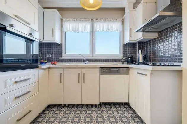 Daire-İki Yatak Odalı, Şehir Manzaralı, Mutfaklı