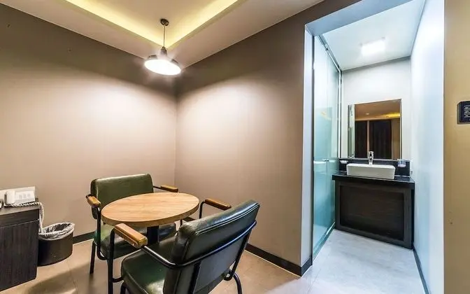 Oda (Special (Netflix/YouTube available))