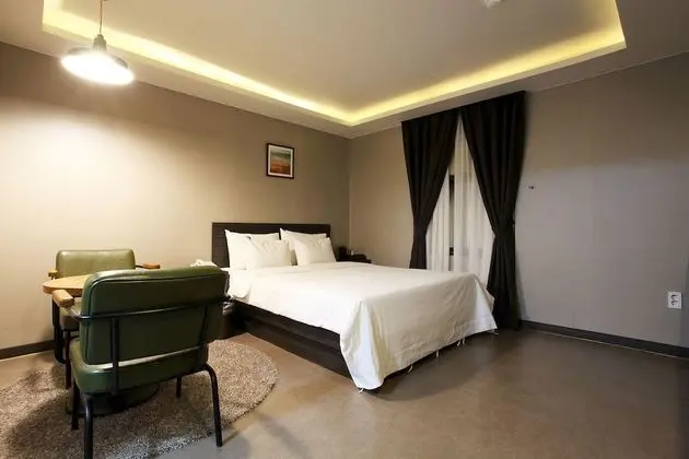 Oda (Special (Netflix/YouTube available))