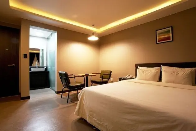 Oda (Special (Netflix/YouTube available))