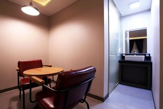 Oda (Special (Netflix/YouTube available))