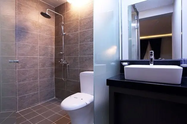 Oda (Special (Netflix/YouTube available))