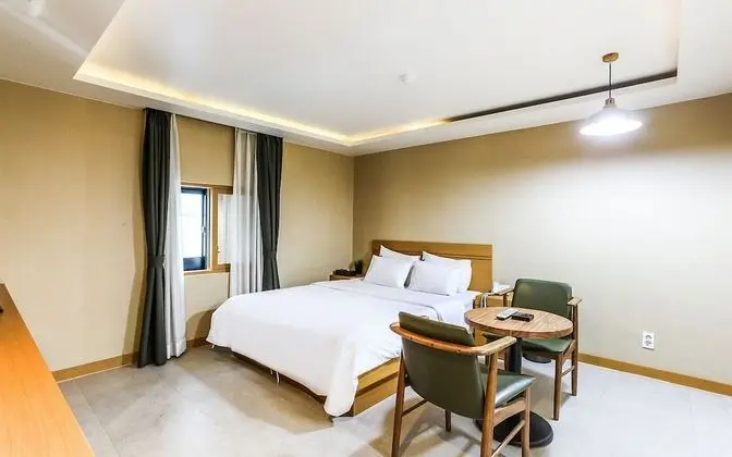 Oda (Special (Netflix/YouTube available))