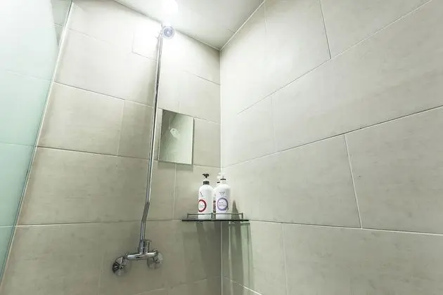 Oda (Deluxe (1PC air purifier bidet Netfli)