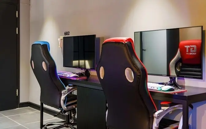 Oda (Premium gaming rooms (2PC Ryzen 5 560)