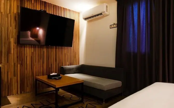 Oda (Premium gaming rooms (2PC Ryzen 5 560)