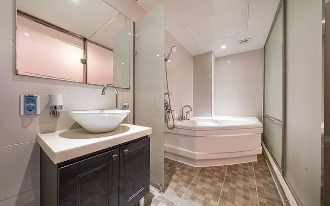 Oda (Deluxe room (Netflix viewing availabl)