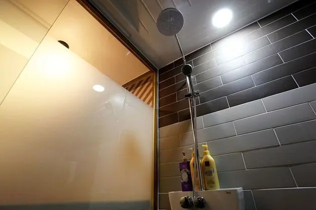 Oda (Special Room (Netflix))