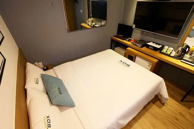 Oda (Standard Room B (Netflix available))