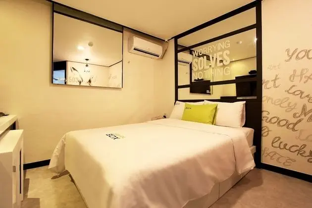 Oda (Standard Room B (Netflix available))