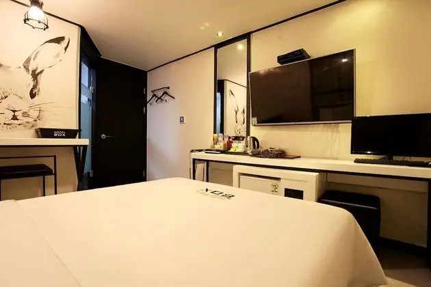 Oda (Standard Room B (Netflix available))