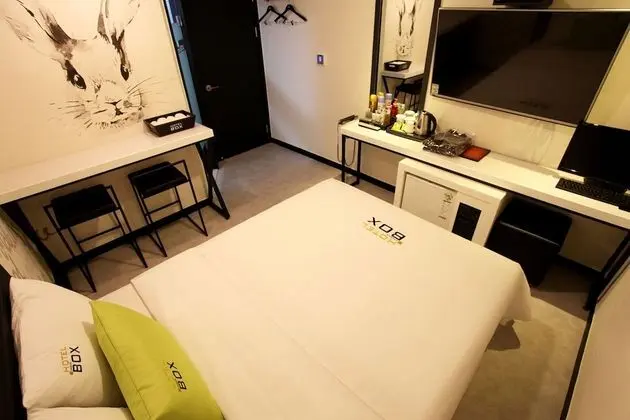 Oda (Standard Room B (Netflix available))