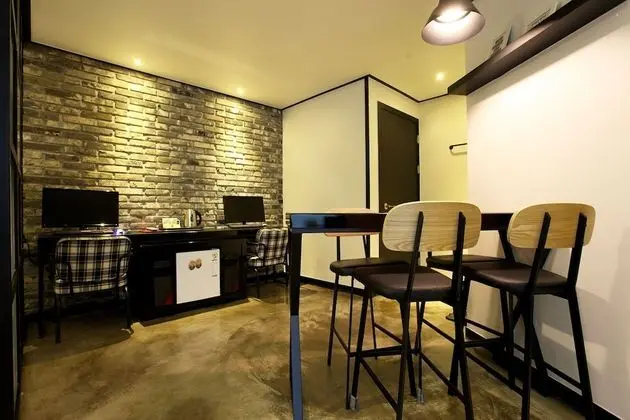 Oda (VIP Room (Netflix Available Karaoke C)