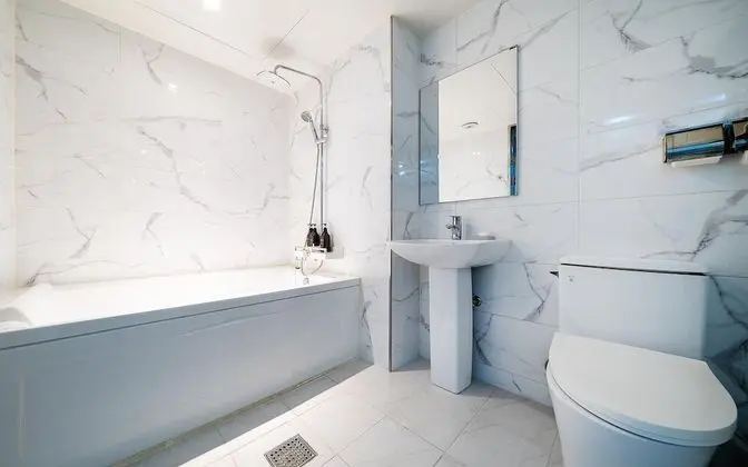 Oda (Deluxe (Netflix LG Smart TV available)