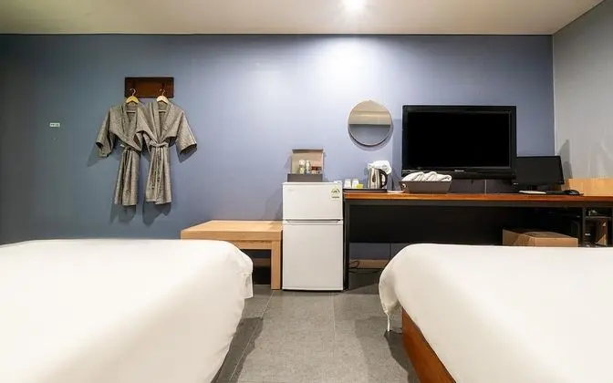 Oda (Deluxe Twin (Smart TV 50 inches 1PC))