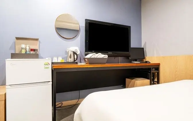 Oda (Deluxe Twin (Smart TV 50 inches 1PC))