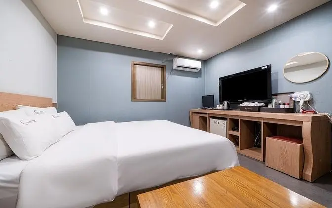 Oda (Standard (Smart TV 50 inches 1PC))