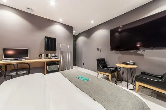 Standard Tek Büyük Yataklı Oda, Sigara İçilebilir