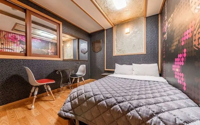 Oda (General room (If you wish to park ple)