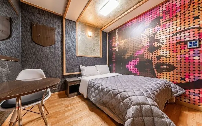 Oda (General room (If you wish to park ple)