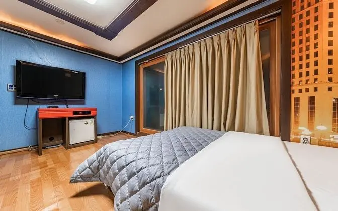 Oda (Semi-Special Room)