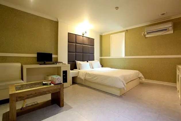 Oda (Semi-Special Room)