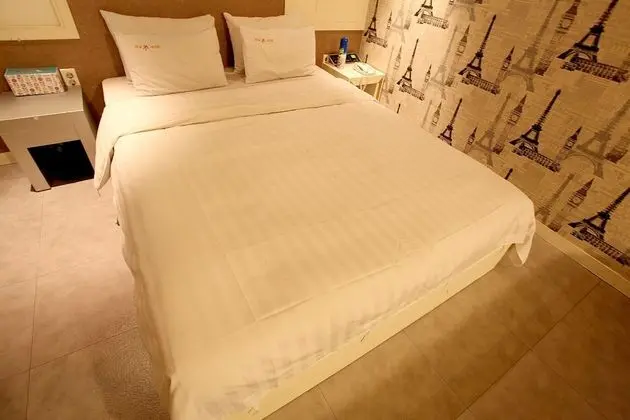 Oda (Special Room C (Netflix Available))