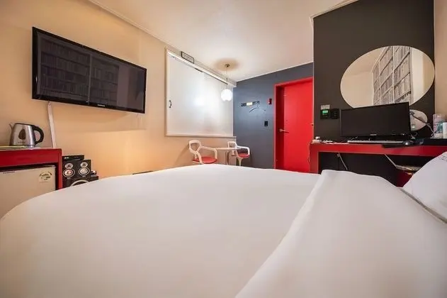 Standard Büyük Yataklı Tek Kişilik Oda