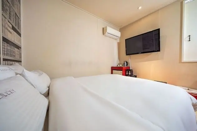 Standard Tek Büyük Yataklı Oda