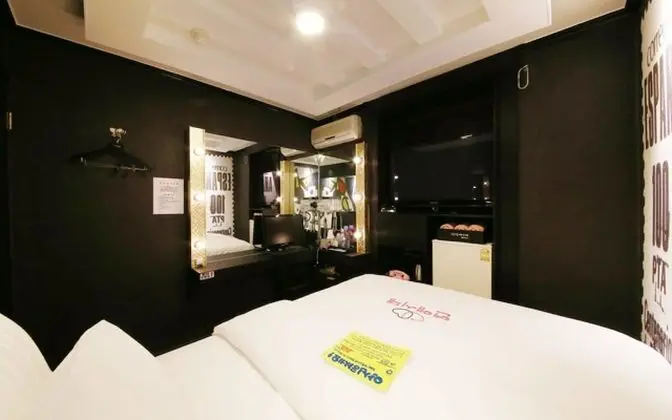 Oda (Dressing room (on-site payment))