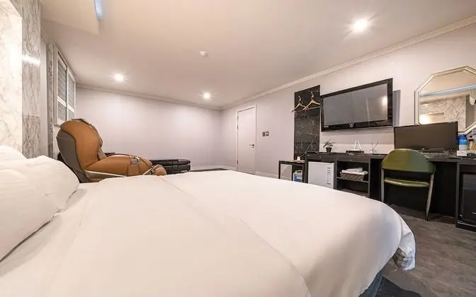 Oda (Suite (20190723 GRAND OPEN))