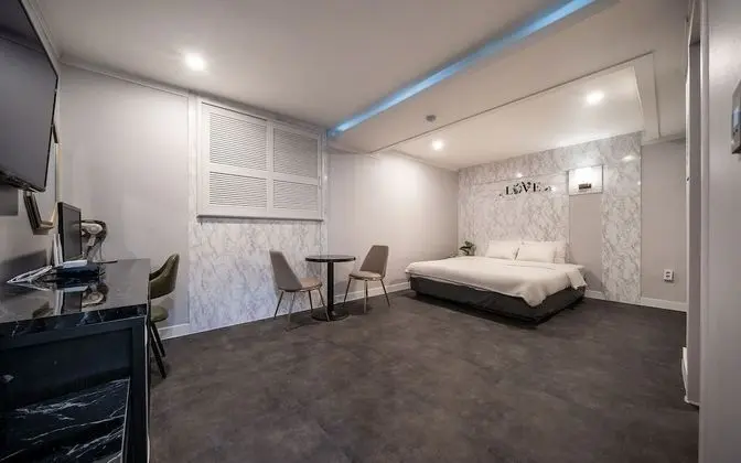 Oda (Suite (20190723 GRAND OPEN))