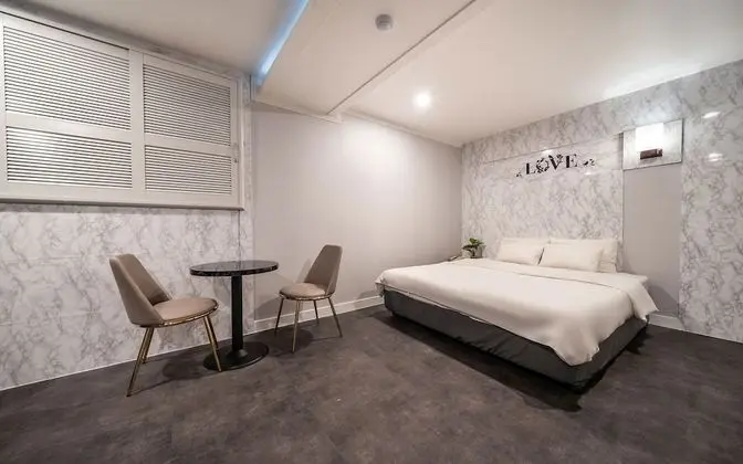 Oda (Suite (20190723 GRAND OPEN))