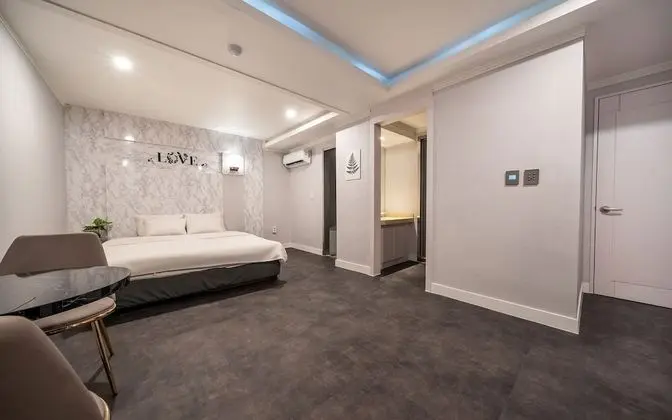 Oda (Suite (20190723 GRAND OPEN))