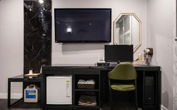 Oda (Suite (20190723 GRAND OPEN))