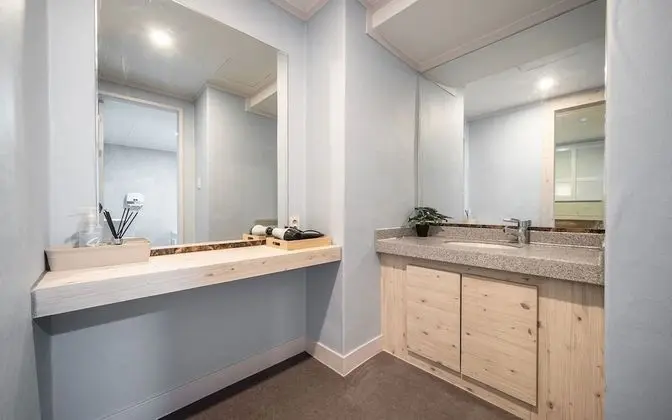 Oda (Suite (20190723 GRAND OPEN))