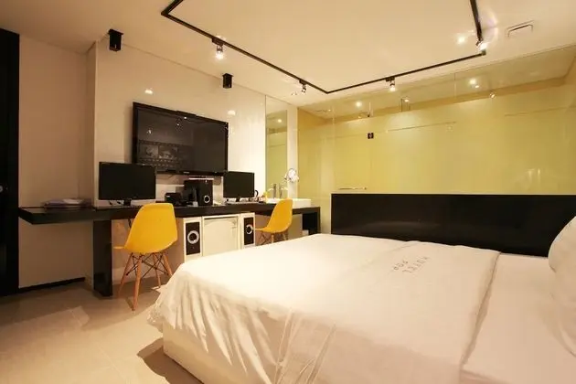 Oda (VIP (Netflix viewing available))