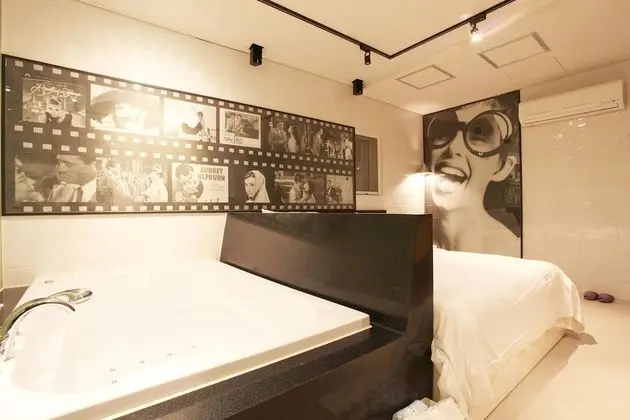 Oda (VIP (Netflix viewing available))