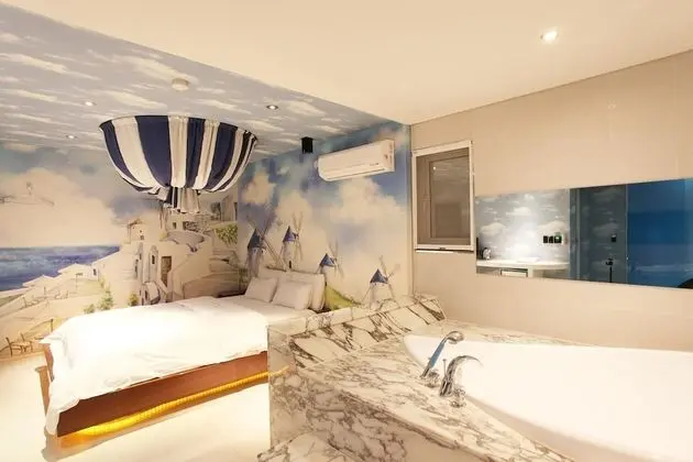 Oda (VIP (Netflix viewing available))