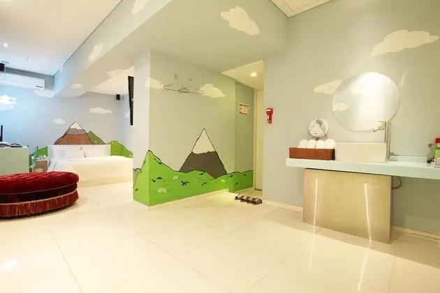 Oda (VIP (Netflix viewing available))