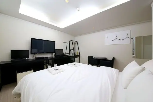 Oda (Standard (Netflix available))