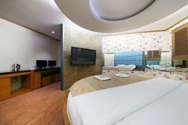 Oda (VIP (Netflix available random allocat)