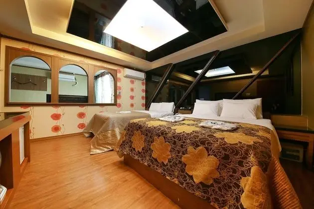 Oda (VIP (Netflix available random allocat)