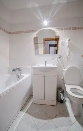 Tek Büyük veya İki Ayrı Yataklı Oda