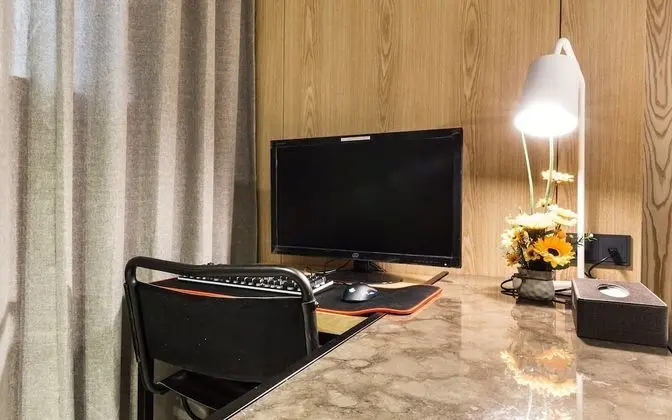 Oda (Premium - Twin (Single Beds TV Air Pu)