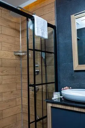 Deluxe Suit 1+1 Oda,deniz Manzaralı,balkonsuz