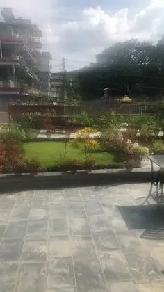 Family Tek Büyük veya İki Ayrı Yataklı Oda, 2 Yatak Odası, Avlu Manzaralı, Bahçeli