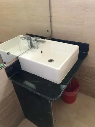 Family Tek Büyük veya İki Ayrı Yataklı Oda, 2 Yatak Odası, Avlu Manzaralı, Bahçeli