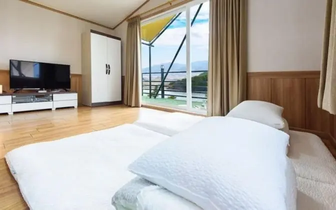 Oda (Building A Ondol Room 104)