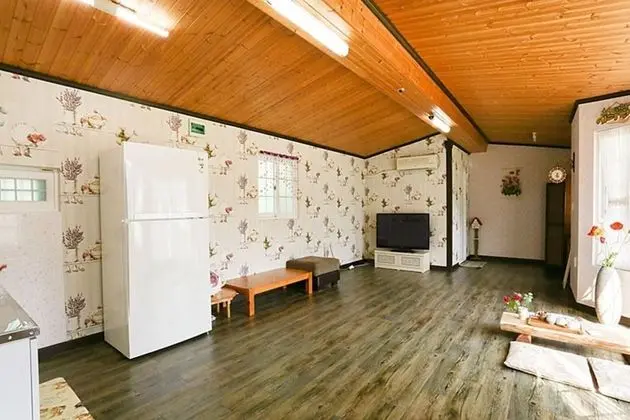 Oda (Outbuildings (unshared House))